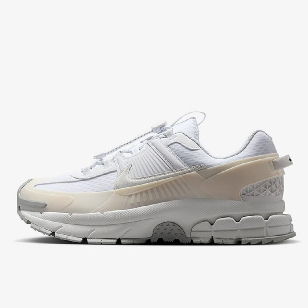 Nike's New Lightweight, Comfor - Men Shoes Must Have บทวิจารณ์และราคา